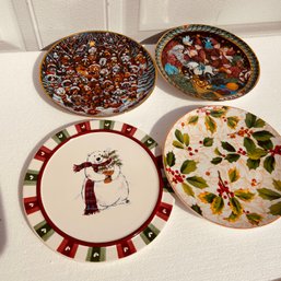 Set Of 4 Ceramic Christmas Themed Plates (NK)