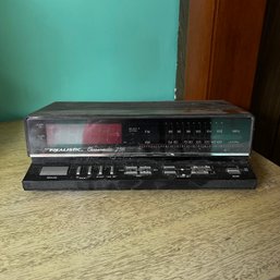 Vintage Realistic 12-1566 Chronomatic Alarm Clock Radio (BSMT BR1)