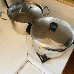 Two Sauce Pots With Lids And Metal Trivet - Used (Kitchen)