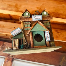 Decorative Bait Shop Bird House (Porch)