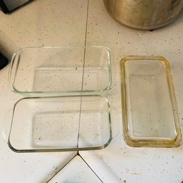 Three Pyrex Loaf Dishes (Kitchen)