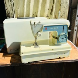 Vintage Singer Little Touch & Sew (MS)