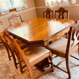 Nice MCM Wood Table With Butterfly Leaf & 6 Chairs (kitchen)