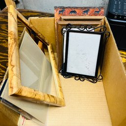 Assorted Picture Frames (* Zone 2)