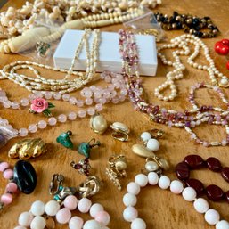 Gorgeous Collection Of Vintage Beaded Necklaces, Shell Necklaces, Etc