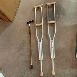 Crutches And Cane In Good Condition (Zone 3)