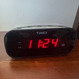 TIMEX Alarm Clock (MB)