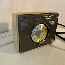 Vintage General Electric Automatic Timer - Untested (Up DR)