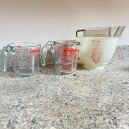 Glass Measuring Cups And Tupperware Measuring Bowl (Kitchen)