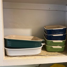 Le Creuset Pans - 2 Square Bakers And 4 Small Rectangular Bakers (KM10 - Kitchen)