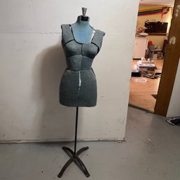 Dress Form (zone 2)