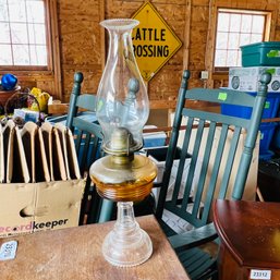 Vintage Oil Lamp (barn)