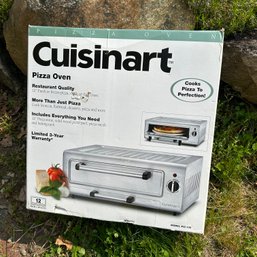 NEW IN BOX! Cuisinart Pizza Oven, 12' Capacity