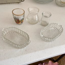 Small Mixed Glassware (shot Glass, 2 Little Trays, 2 Little Jars)