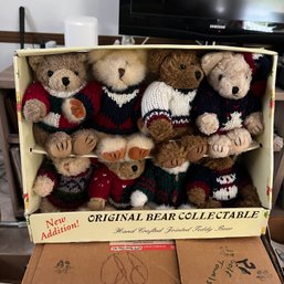 Vintage Set Of Bears In Box (LR)