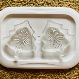 2 Frosted Glass Christmas Tree Trays