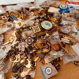 Big Lot Of Pins From NH Attractions, Rotary Club & More (NK)