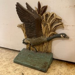 Vintage Midwest Importers Cast Iron Painted Goose Door Stop  (Kitchen)