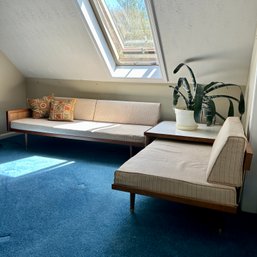 Wow! Mid Century Modular Corner Sofa With Square Table - See Notes (garage)