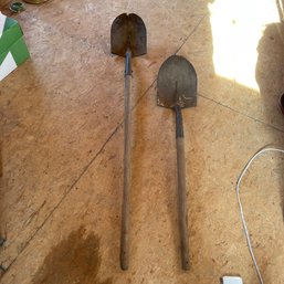 Pair Of Vintage Heavy Metal Shovels (Barn)