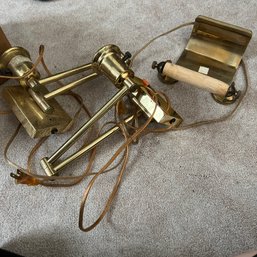 Brass Swing Arm Wall Mount Lights And Toilet Paper Holder (LR)