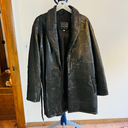 Italian Stone Design Genuine Leather Coat Size Extra-large (Bedroom Closet)