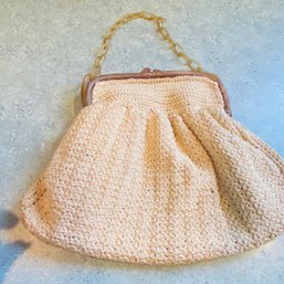 Vintage Small Women's Woven Purse With Clasp Closure (Kitchen)