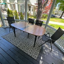 Stunning Vintage Wood Two-Toned Dining Table Plus 4 Folding Chairs & Outdoor Rug - See Descr. (Porch)