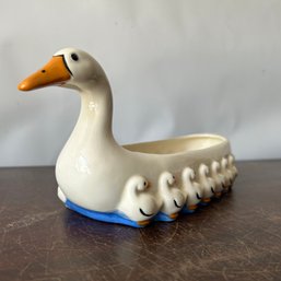 Adorable Ceramic 'Duck And Ducklings' Serving Dish