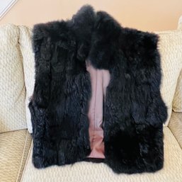 Faux Fur Vest - Size Large (Living Room)
