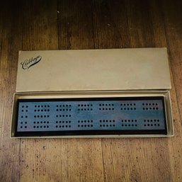 Vintage Wooden Cribbage Board With Pegs And Original Box (Bedroom 2)