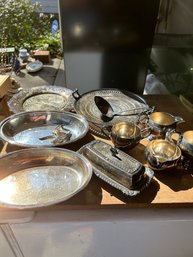 Mixed Lot Of Vintage Silver Silver Copper Pieces, Cream And Sugar Bowls, Serving Bowls, Butter Dish, Etc (gara