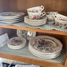 Set Of Pretty Floral Copeland Spode Romney China Cups, Saucers & Dishes (kitchen)