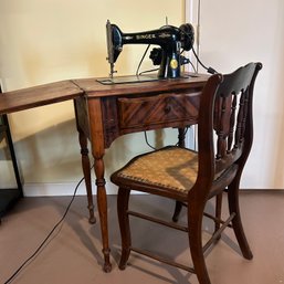 Vintage Singer Sewing Machine Table And Chair (bsmt)