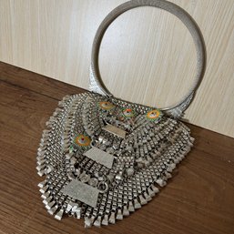 WOW! Beautiful Hmong Necklace (67015) (OA)