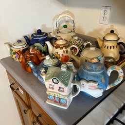 Assortment Of Decorative Tea Pots (Kitchen)
