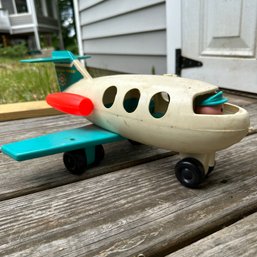 Vintage FISHER PRICE Airplane With Pilot (Shed)