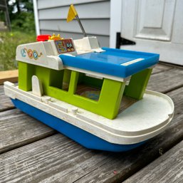 Vintage Fisher Price HAPPY HOUSEBOAT (Shed)