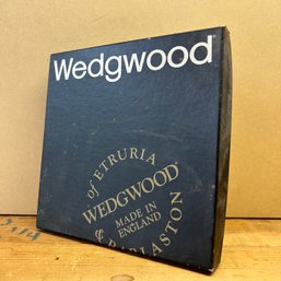 Blue Wedgwood Plate With Box (attic)