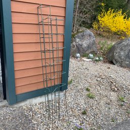 Just In Time For Spring! 3 Tall Metal Tomato Plant Support Cages (Shed)