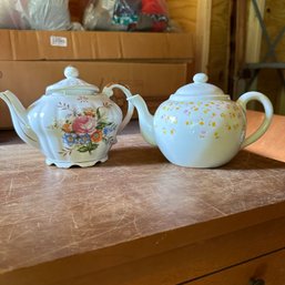Pair Of Tea Pots Including Music Box (Shed)