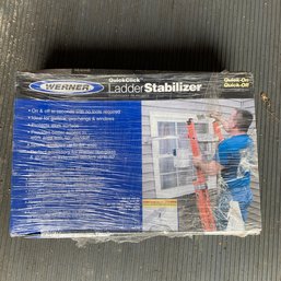 Werner Quick Click Ladder Stabilizer (Shed)