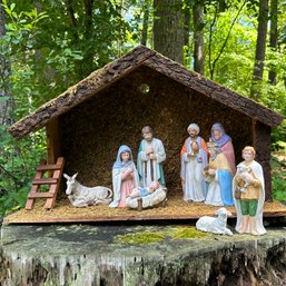 Wow! 2 Foot Long Nativity Scene, Creche With Ceramic Figures (bsmt)