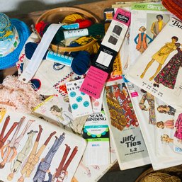 Mixed Lot Of Vintage Sewing Patterns, Materials, Thread & Sewing Items (BSMT In Bag)