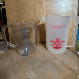 Pair Of Vintage Plastic Measuring Pitchers, Including 'Soup Supreme' (Basement 1)