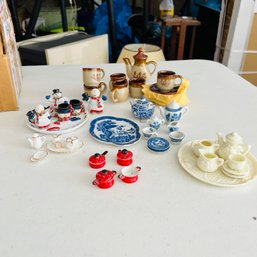Miniature Tea Sets (NK)