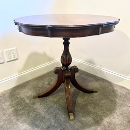 Stunning Vintage Pedestal Side Table (BSMT)