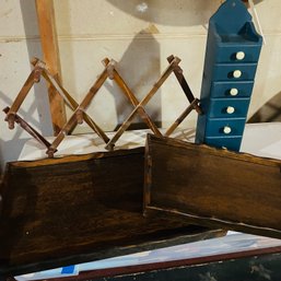 Wood Wall Hanging Rack, 2 Wood Serving Trays And Small Blue Wood Box With Drawers (BSMT)