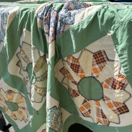 Handmade Lightweight Quilt, Vintage, 6'x'6'