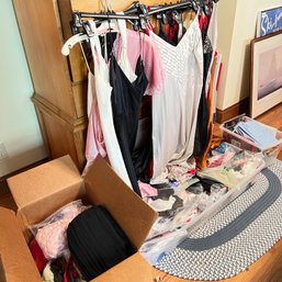 HUGE Lingerie Lot: Gowns, Robes, Bras And More! Great Reseller Inventory (BR)